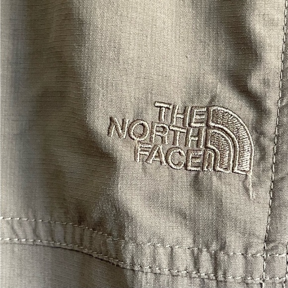 THE NORTH FACE Convertible Turn Up Pants Plus Size - Picture 6 of 12